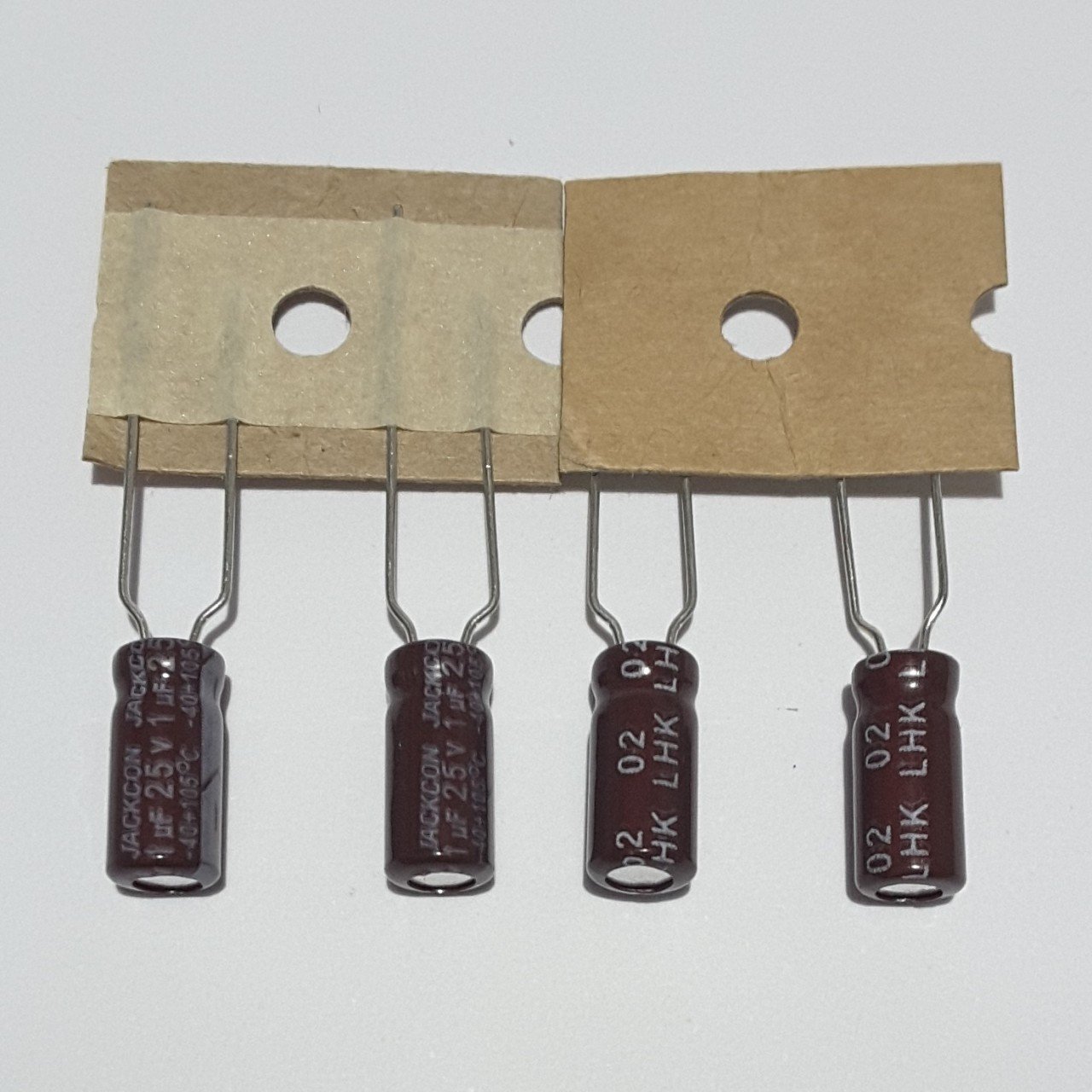 1uF 35V 5*11 105C ŞERİT